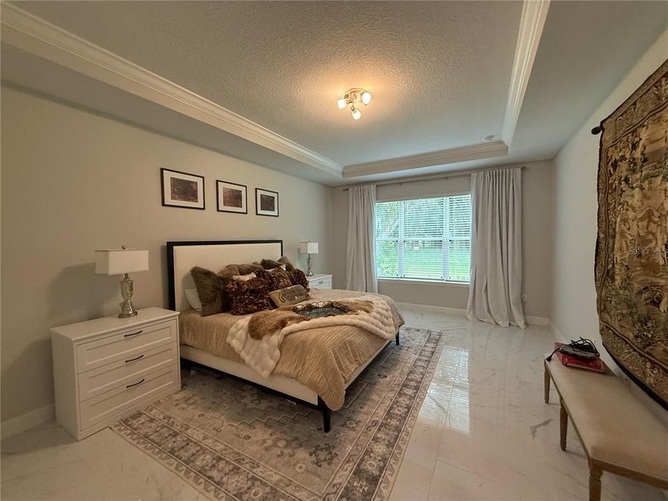 En Venta: $750,000 (4 camas, 3 baños, 3292 Pies cuadrados)