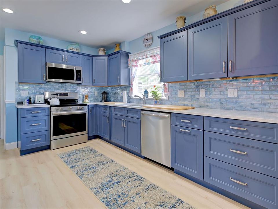 For Sale: $625,000 (3 beds, 2 baths, 1840 Square Feet)