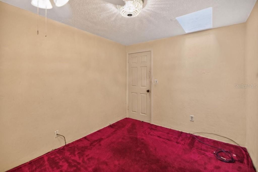 En Venta: $199,900 (4 camas, 3 baños, 3050 Pies cuadrados)
