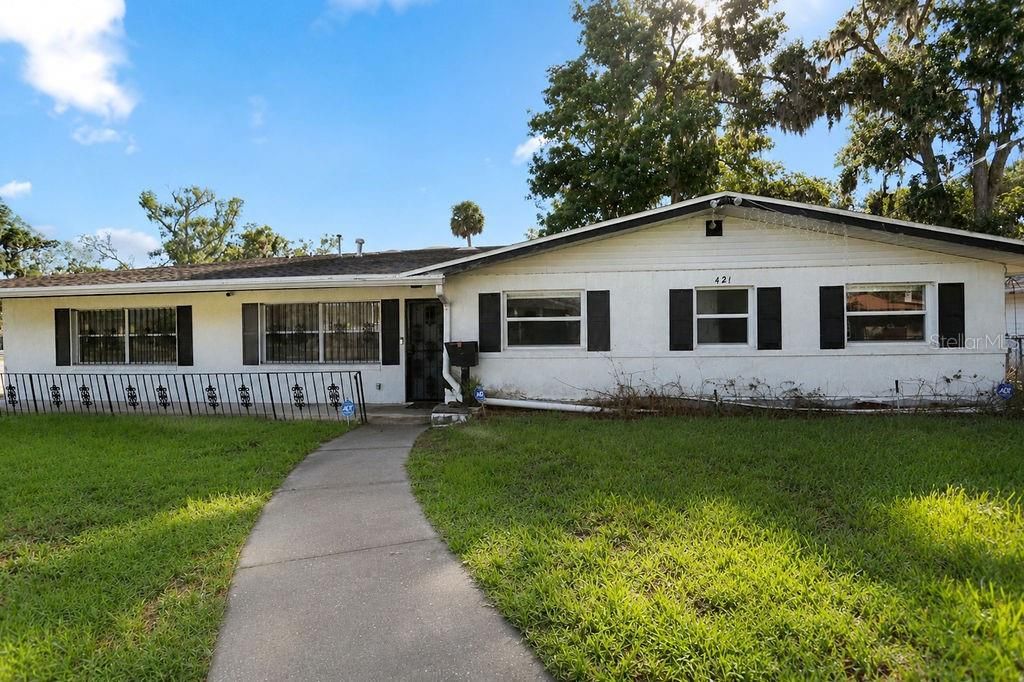En Venta: $199,900 (4 camas, 3 baños, 3050 Pies cuadrados)
