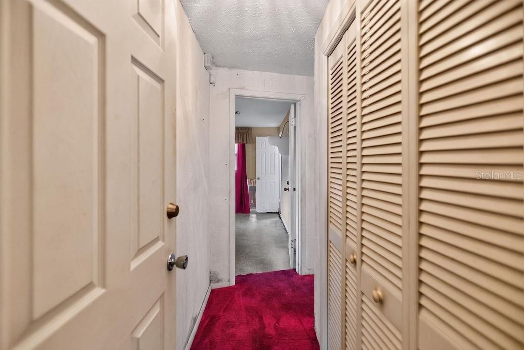 En Venta: $199,900 (4 camas, 3 baños, 3050 Pies cuadrados)