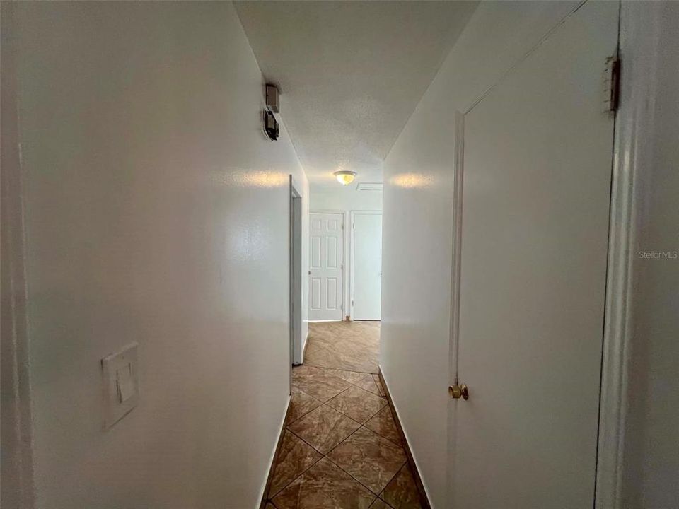 В аренду: $2,400 (4 спален, 2 ванн, 1861 Квадратных фут)