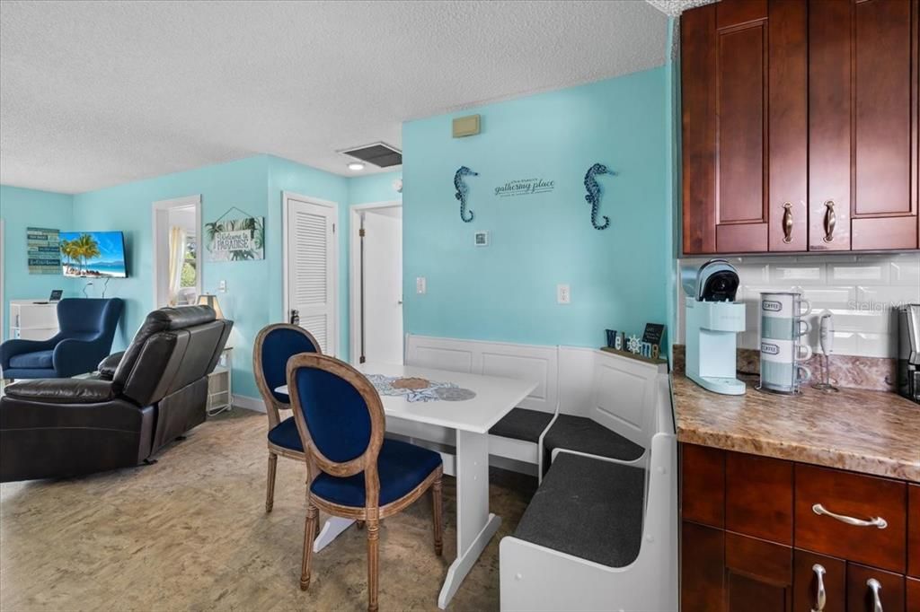 En Venta: $440,000 (3 camas, 2 baños, 1160 Pies cuadrados)