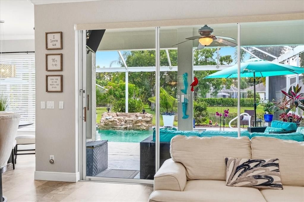 For Sale: $599,900 (4 beds, 2 baths, 2072 Square Feet)