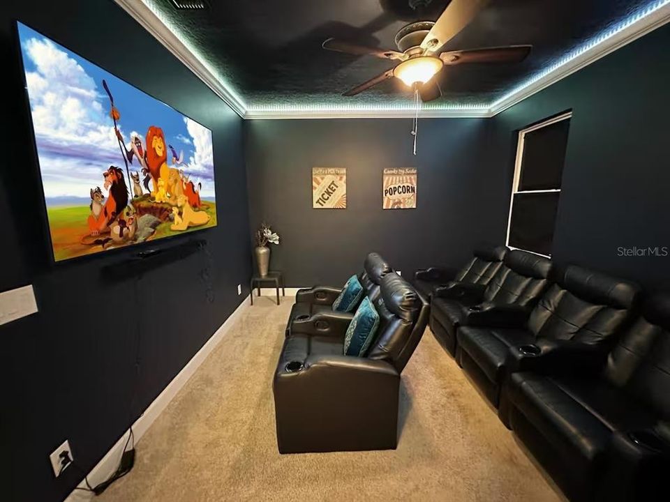 В аренду: $4,000 (6 спален, 5 ванн, 3629 Квадратных фут)