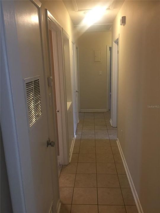 В аренду: $1,875 (3 спален, 2 ванн, 1210 Квадратных фут)