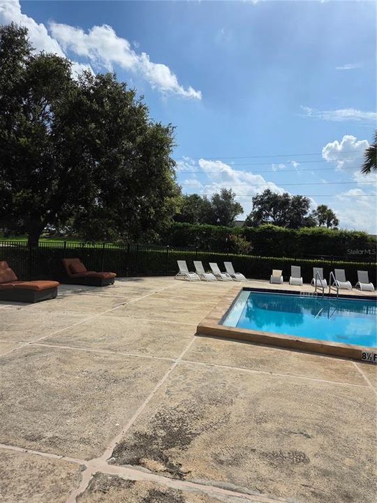 For Rent: $2,000 (3 beds, 3 baths, 1487 Square Feet)