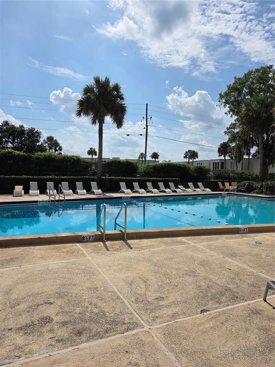 For Rent: $2,000 (3 beds, 3 baths, 1487 Square Feet)