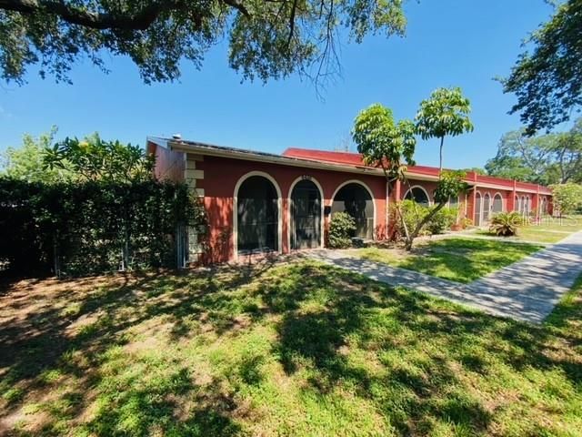 En Renta: $1,795 (2 camas, 2 baños, 1049 Pies cuadrados)