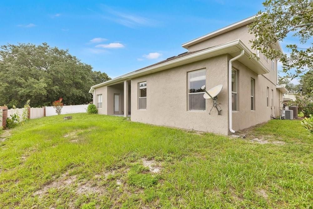 For Sale: $560,000 (4 beds, 3 baths, 3031 Square Feet)