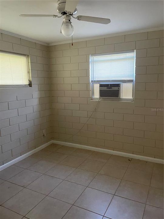 For Sale: $329,900 (4 beds, 2 baths, 1536 Square Feet)