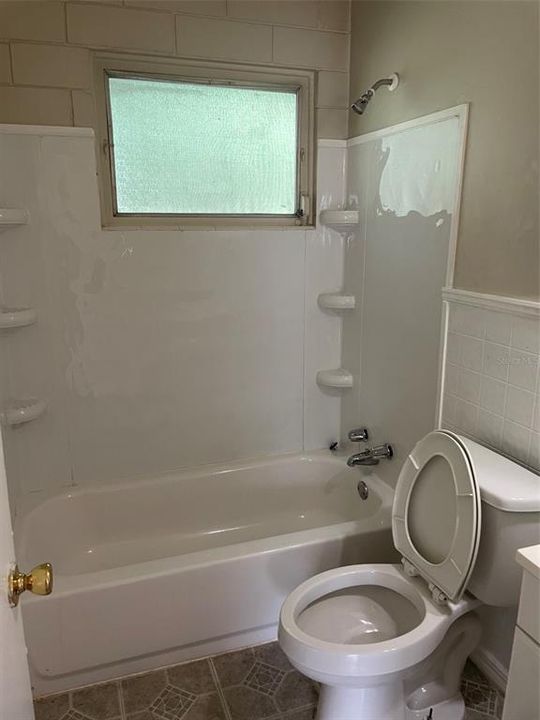 For Sale: $329,900 (4 beds, 2 baths, 1536 Square Feet)