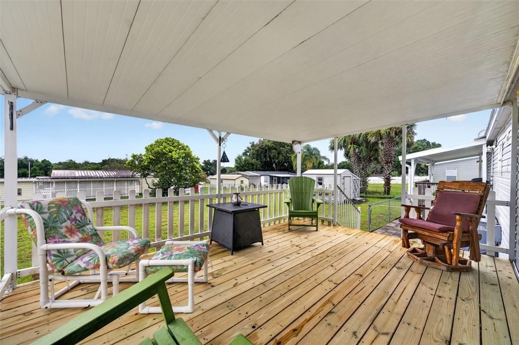 For Sale: $264,900 (3 beds, 2 baths, 1558 Square Feet)