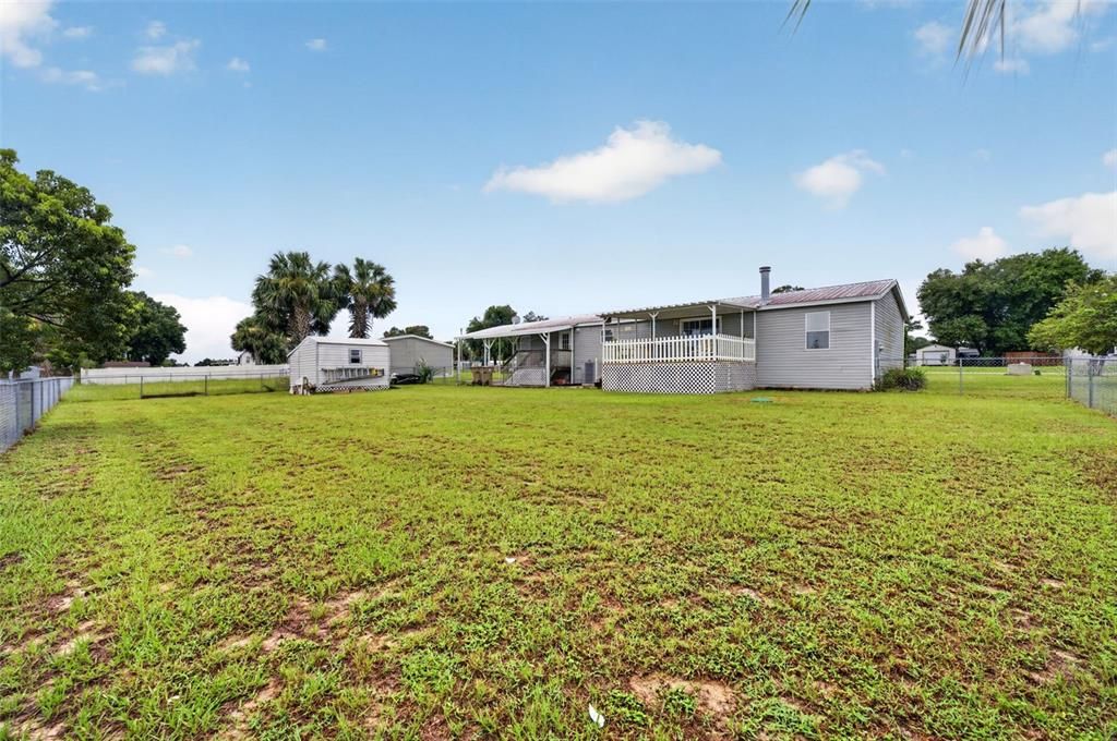 For Sale: $264,900 (3 beds, 2 baths, 1558 Square Feet)