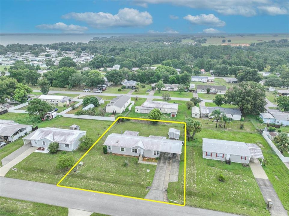 For Sale: $264,900 (3 beds, 2 baths, 1558 Square Feet)