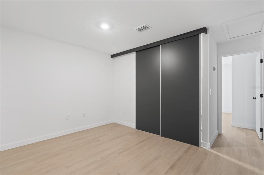 В аренду: $1,950 (3 спален, 3 ванн, 1361 Квадратных фут)