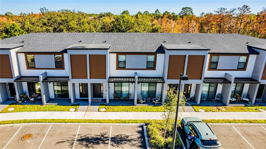 В аренду: $1,950 (3 спален, 3 ванн, 1361 Квадратных фут)