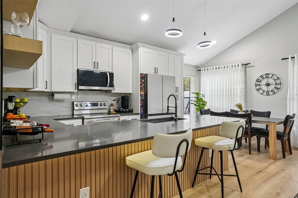 En Venta: $469,900 (3 camas, 2 baños, 1892 Pies cuadrados)