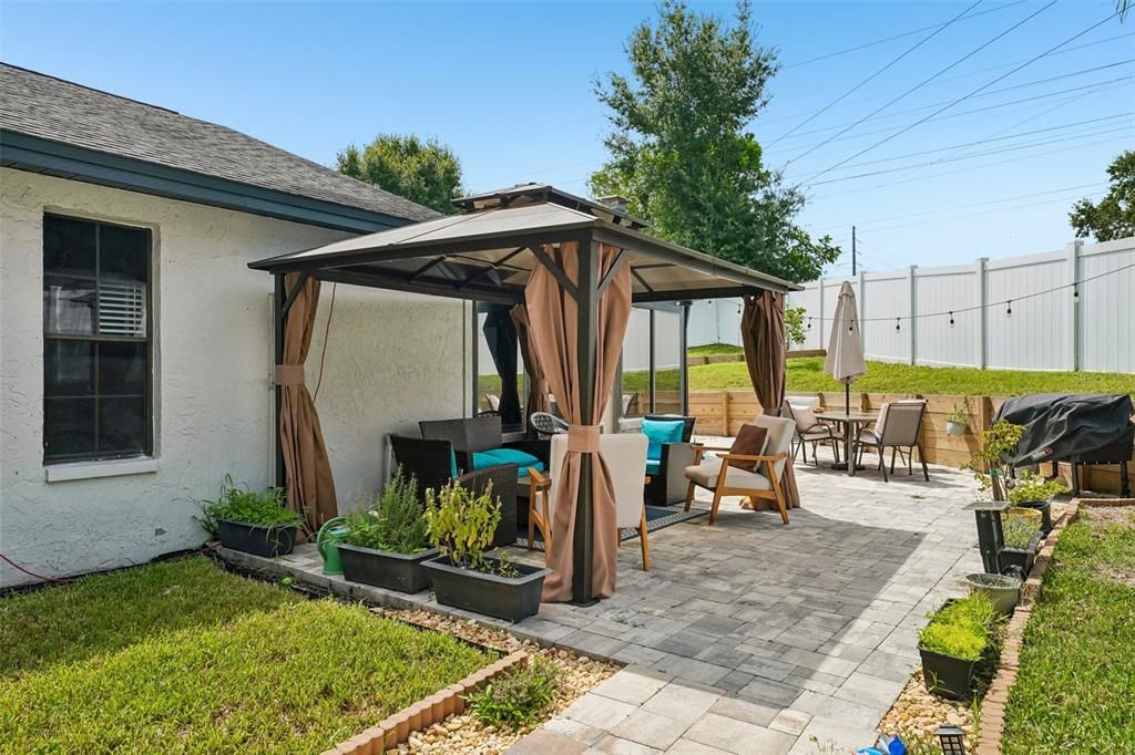 En Venta: $469,900 (3 camas, 2 baños, 1892 Pies cuadrados)