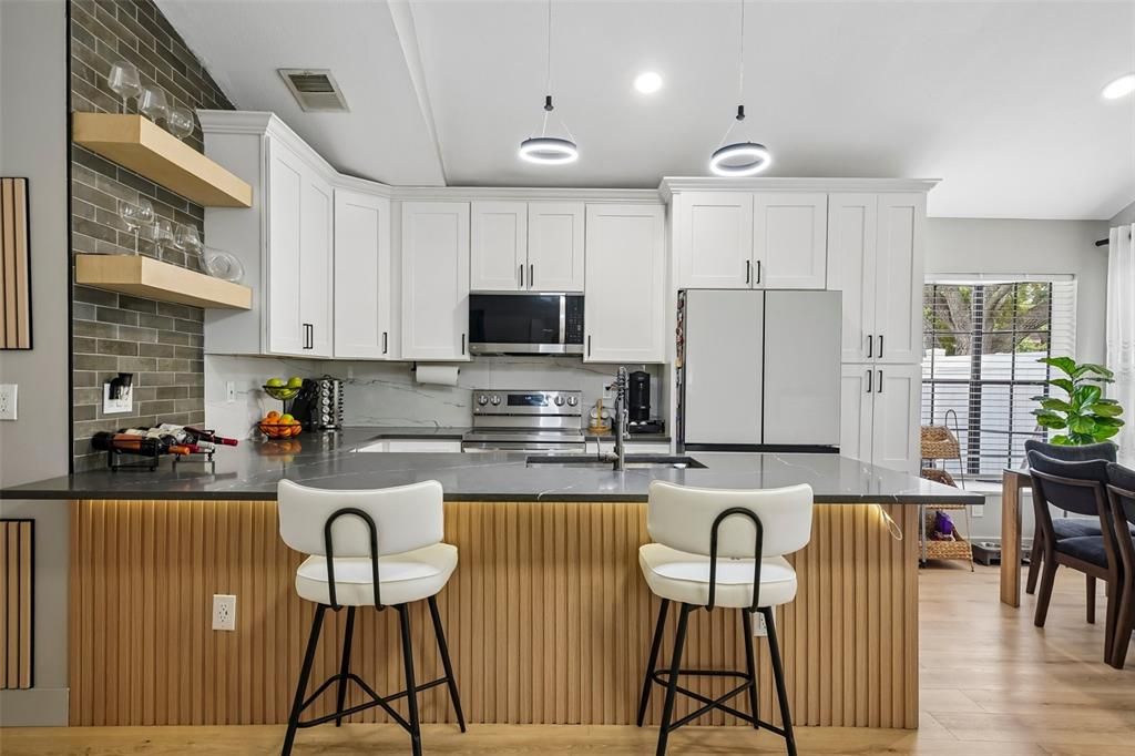 En Venta: $469,900 (3 camas, 2 baños, 1892 Pies cuadrados)