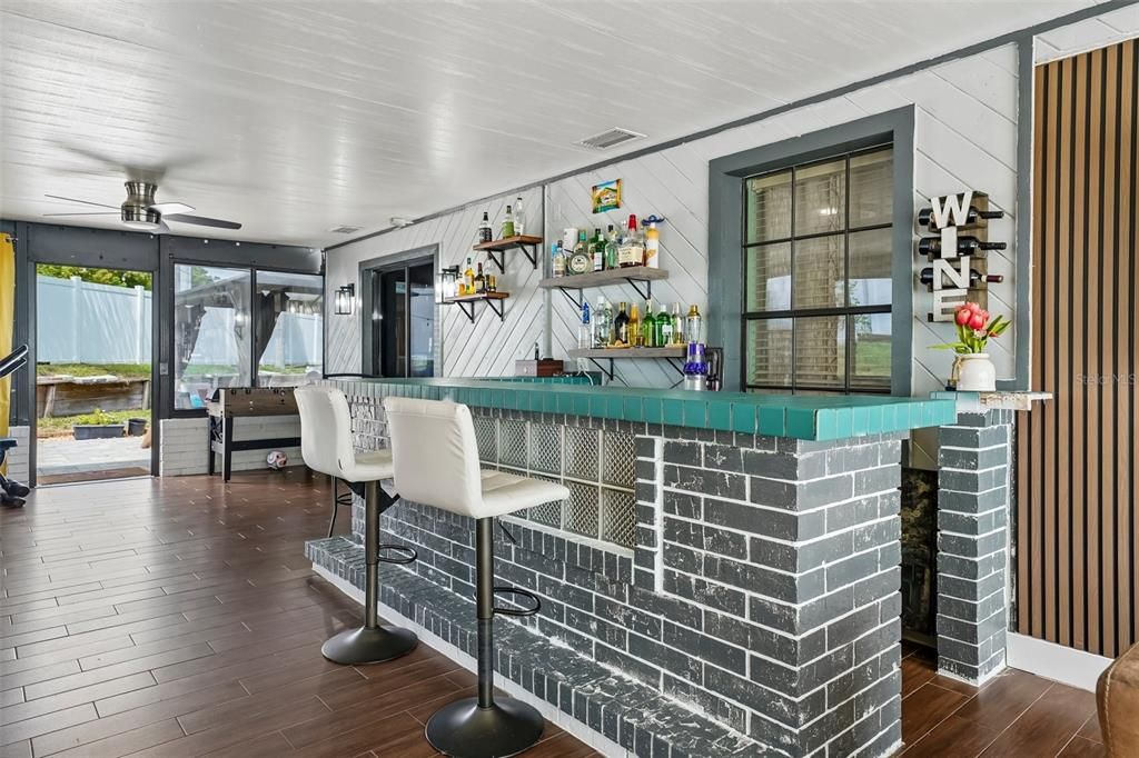En Venta: $469,900 (3 camas, 2 baños, 1892 Pies cuadrados)