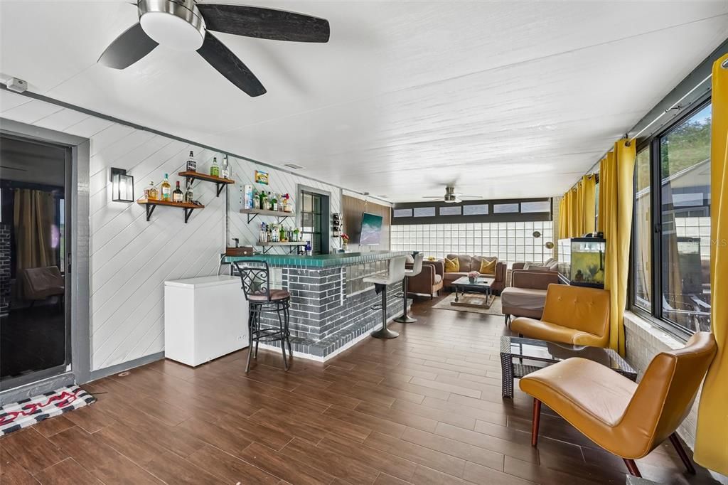 En Venta: $469,900 (3 camas, 2 baños, 1892 Pies cuadrados)