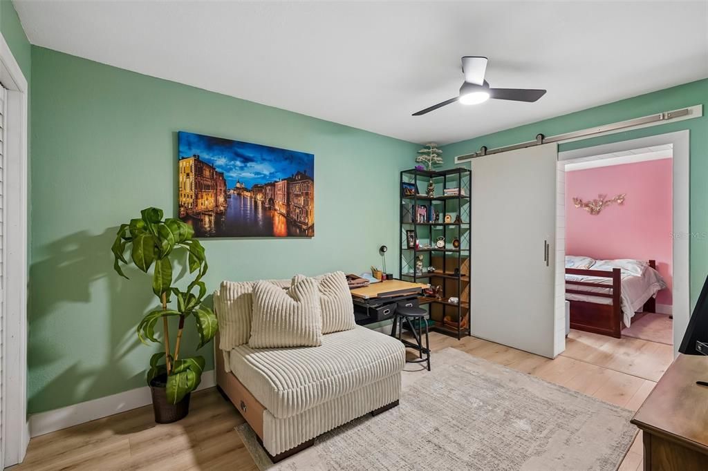 En Venta: $469,900 (3 camas, 2 baños, 1892 Pies cuadrados)