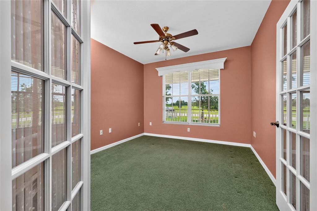 For Sale: $359,000 (4 beds, 2 baths, 2006 Square Feet)