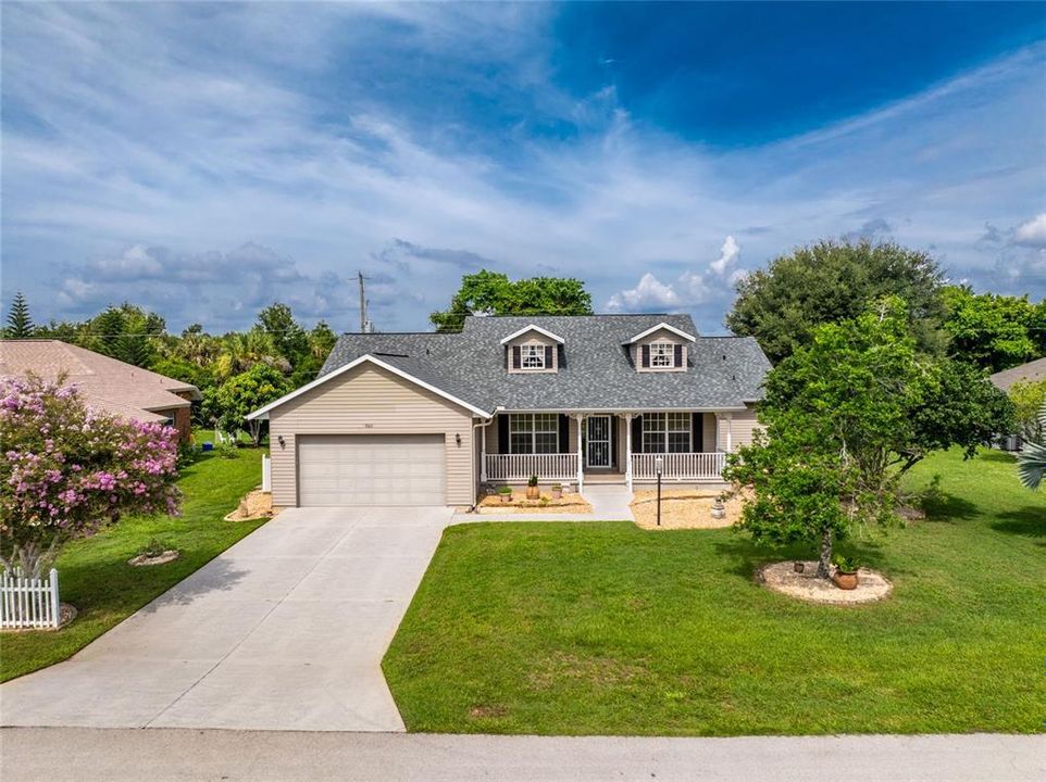 For Sale: $359,000 (4 beds, 2 baths, 2006 Square Feet)