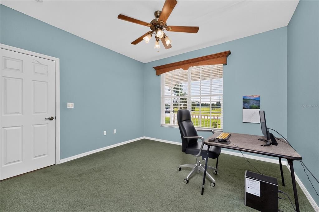 For Sale: $359,000 (4 beds, 2 baths, 2006 Square Feet)