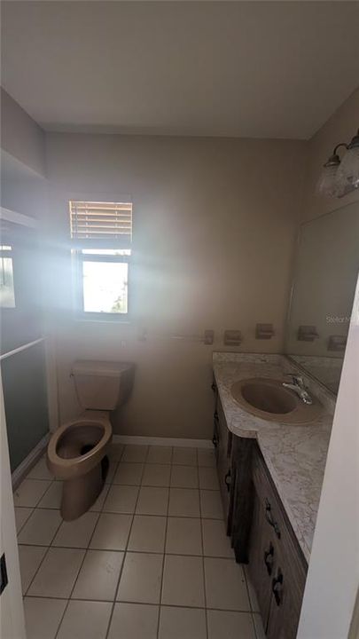 En Venta: $439,000 (3 camas, 2 baños, 1714 Pies cuadrados)