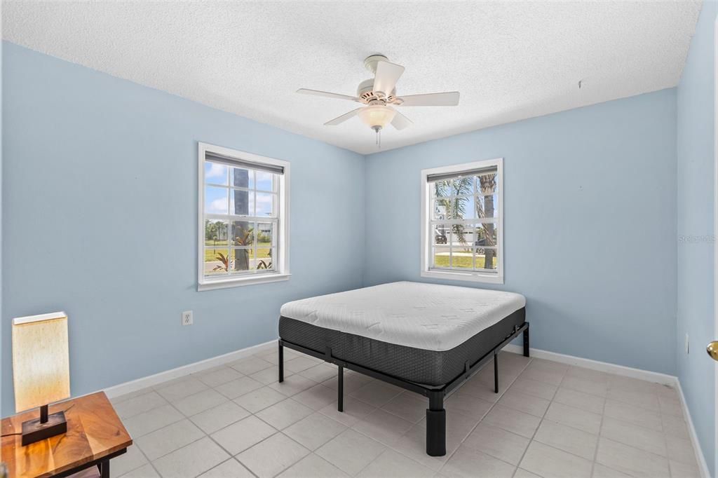 For Sale: $389,900 (3 beds, 2 baths, 1534 Square Feet)