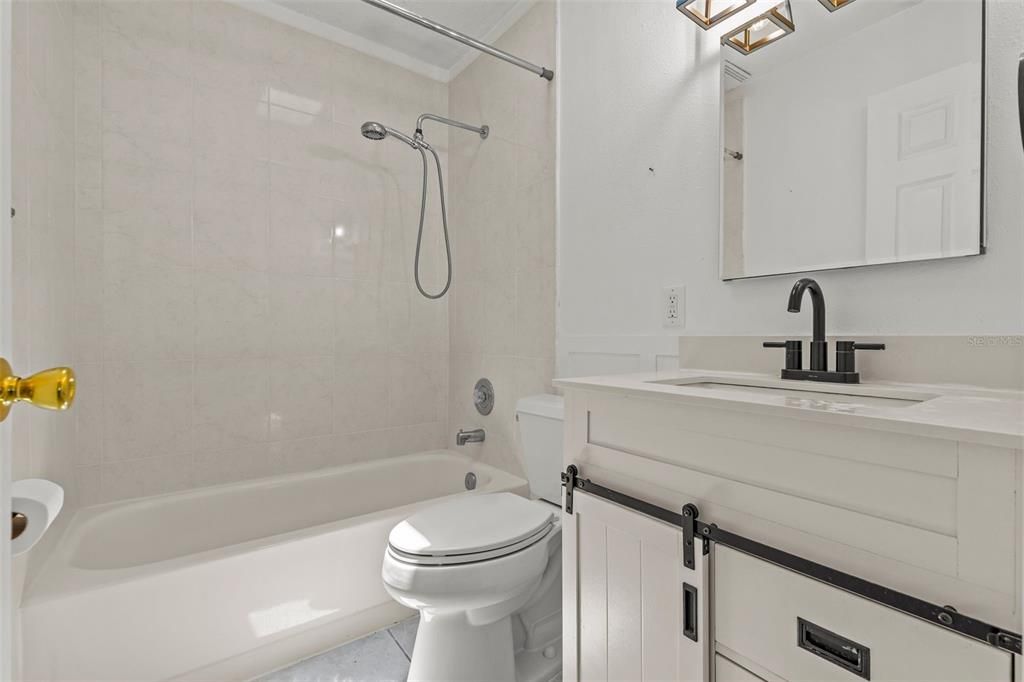 For Sale: $389,900 (3 beds, 2 baths, 1534 Square Feet)