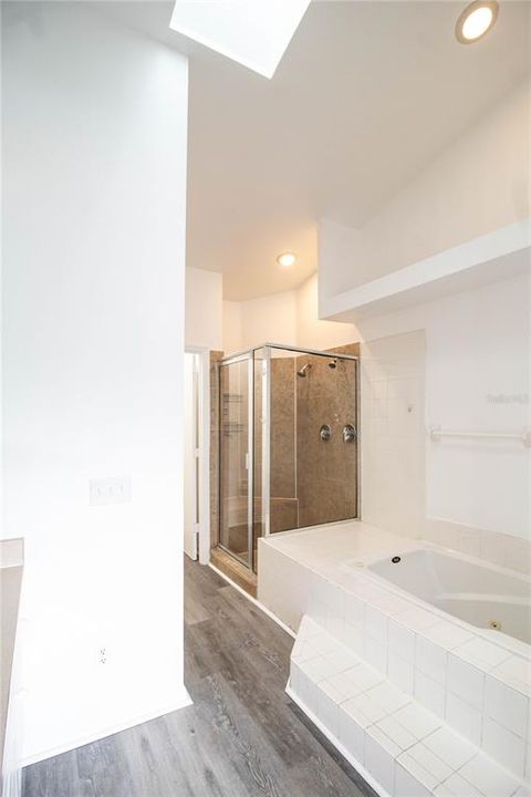 For Rent: $1,750 (3 beds, 2 baths, 1575 Square Feet)