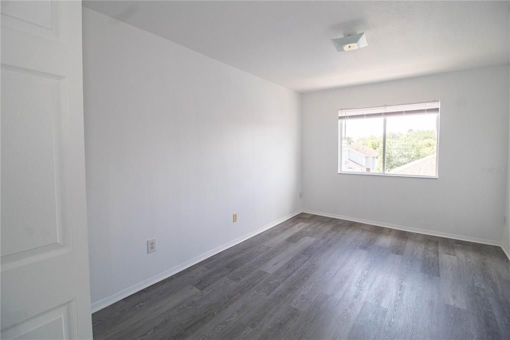 For Rent: $1,750 (3 beds, 2 baths, 1575 Square Feet)