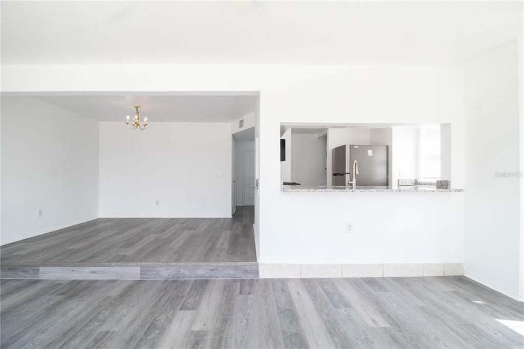 For Rent: $1,750 (3 beds, 2 baths, 1575 Square Feet)