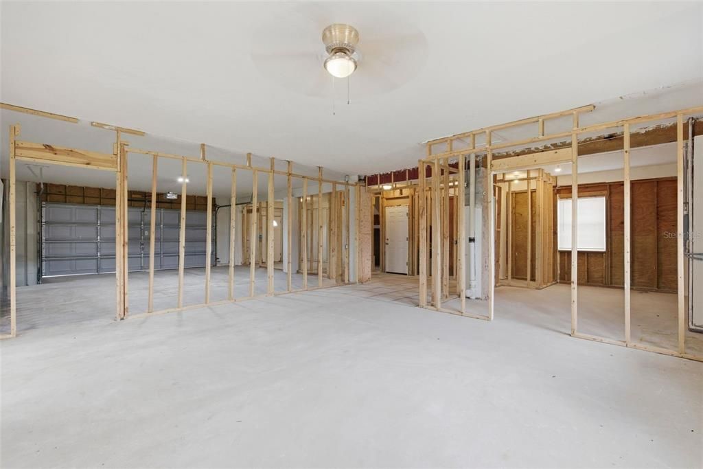 For Sale: $525,000 (3 beds, 2 baths, 2046 Square Feet)