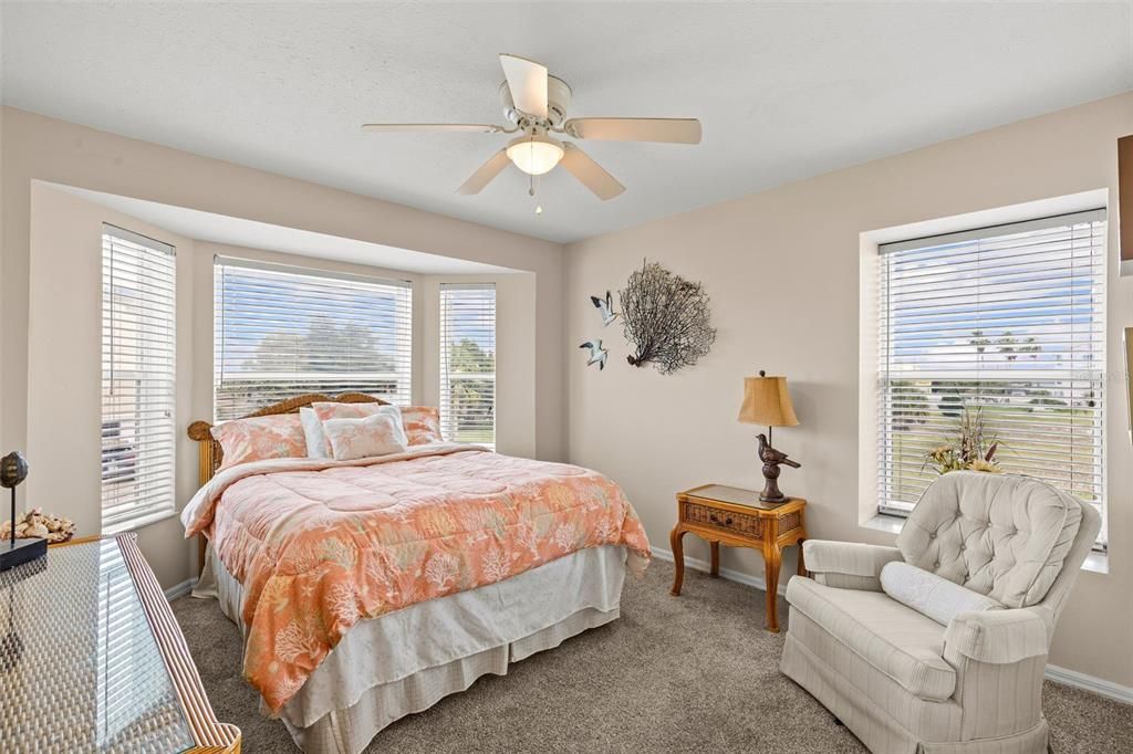 For Sale: $525,000 (3 beds, 2 baths, 2046 Square Feet)