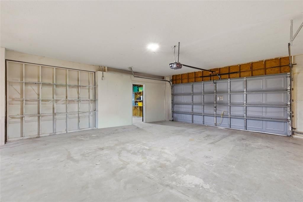 For Sale: $525,000 (3 beds, 2 baths, 2046 Square Feet)