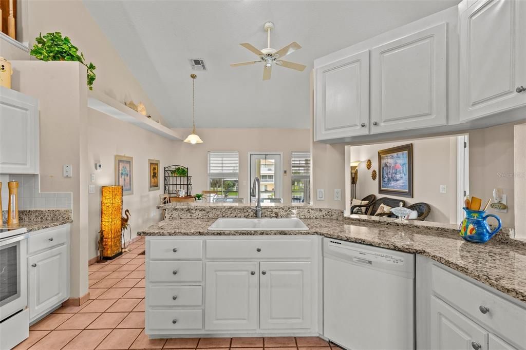 For Sale: $525,000 (3 beds, 2 baths, 2046 Square Feet)