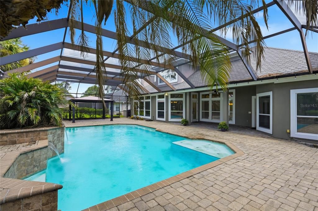 For Sale: $684,900 (5 beds, 4 baths, 2772 Square Feet)