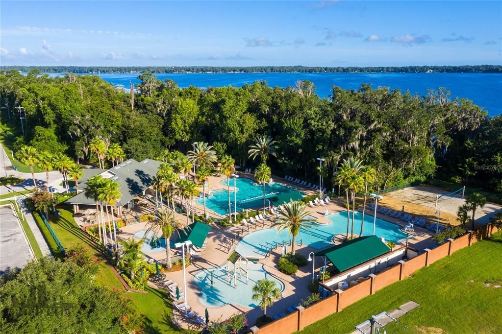 For Sale: $684,900 (5 beds, 4 baths, 2772 Square Feet)