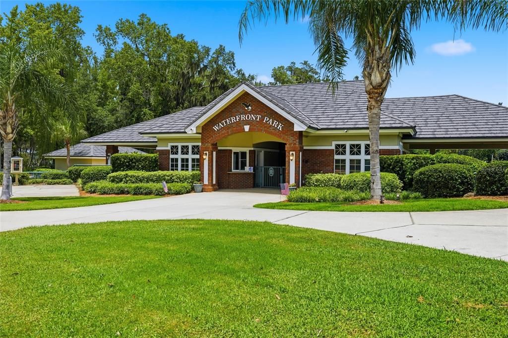 For Sale: $684,900 (5 beds, 4 baths, 2772 Square Feet)