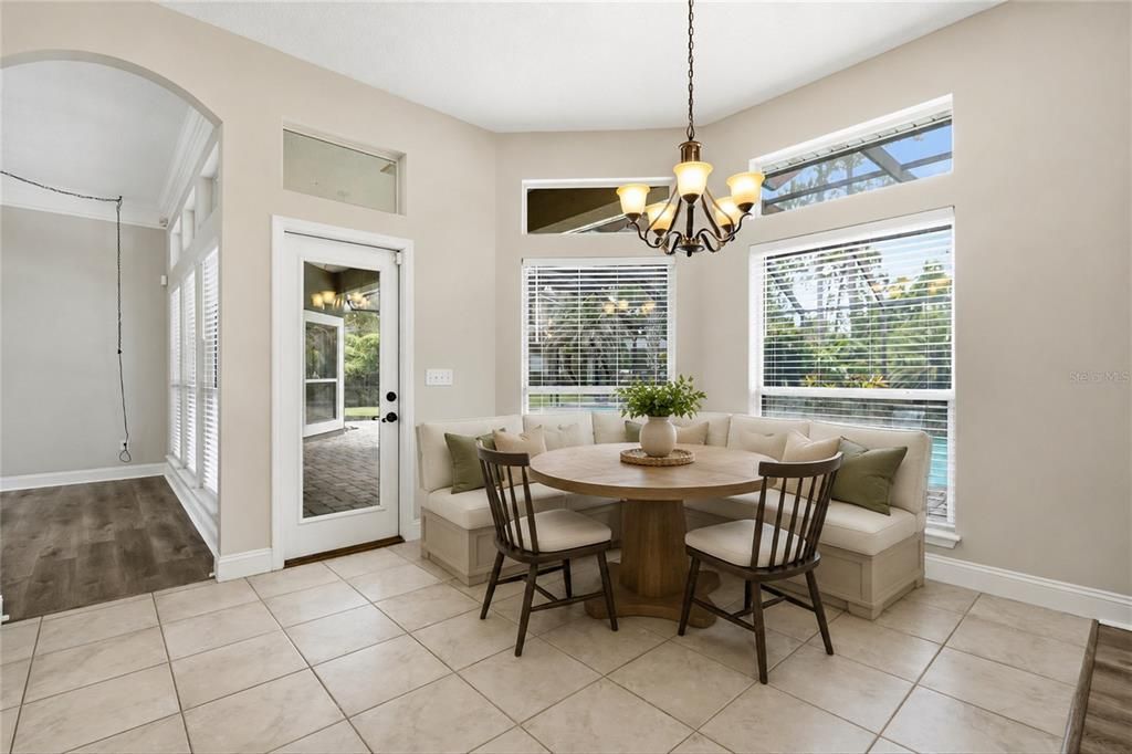 For Sale: $684,900 (5 beds, 4 baths, 2772 Square Feet)