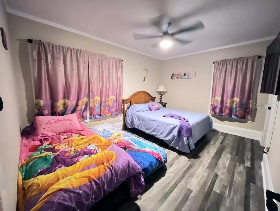 В аренду: $2,999 (5 спален, 3 ванн, 3345 Квадратных фут)
