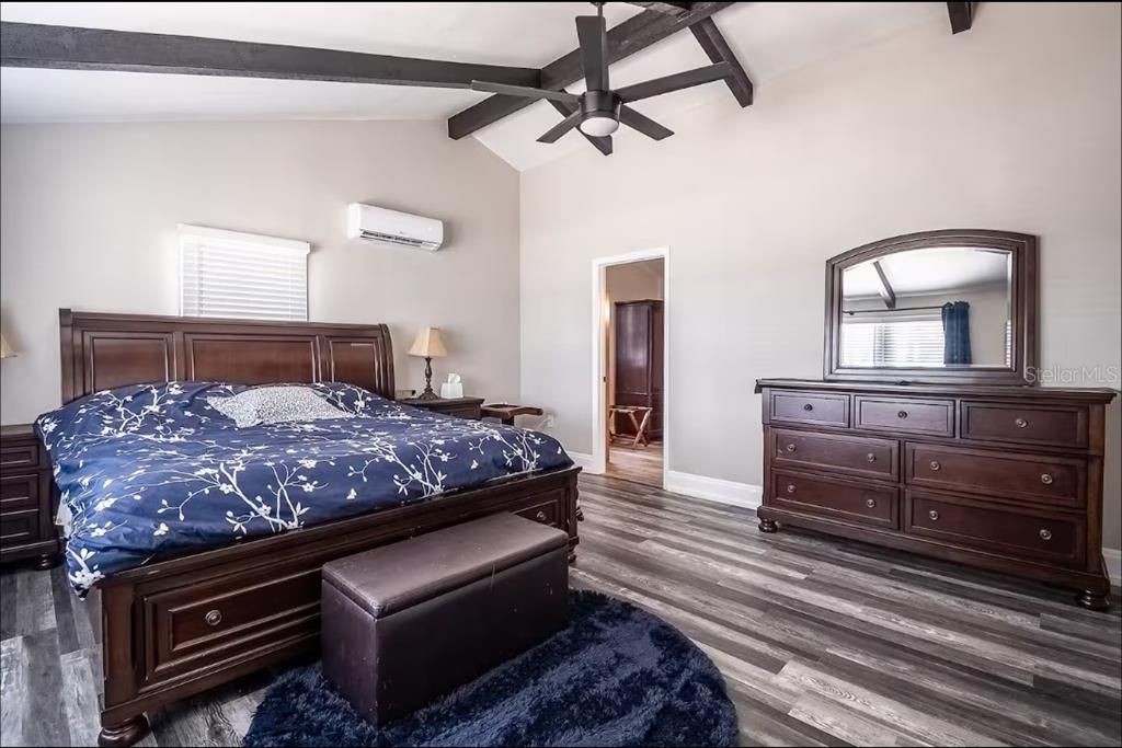 В аренду: $2,999 (5 спален, 3 ванн, 3345 Квадратных фут)