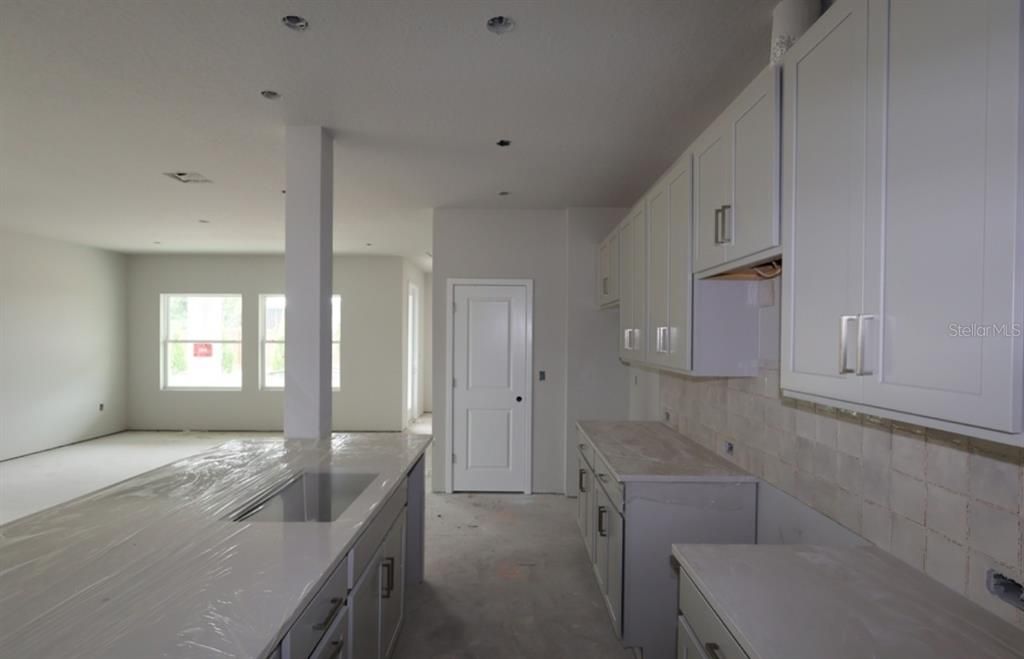 На продажу: $677,990 (4 спален, 3 ванн, 2804 Квадратных фут)