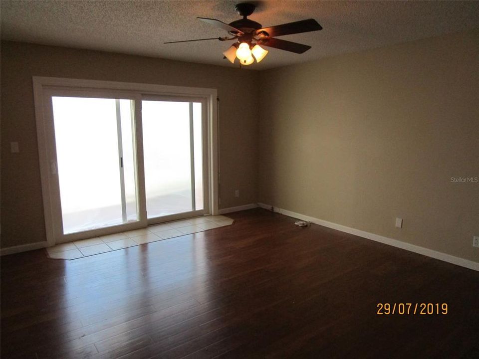 В аренду: $2,495 (2 спален, 2 ванн, 1055 Квадратных фут)