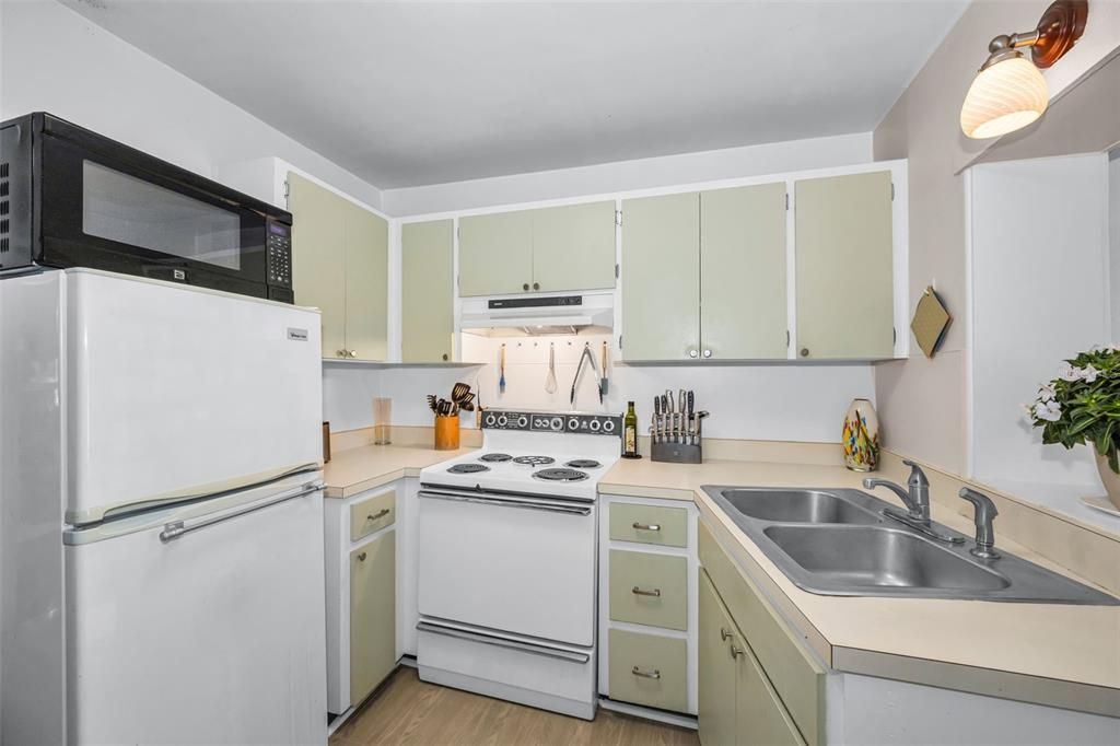 En Venta: $265,000 (3 camas, 1 baños, 1128 Pies cuadrados)