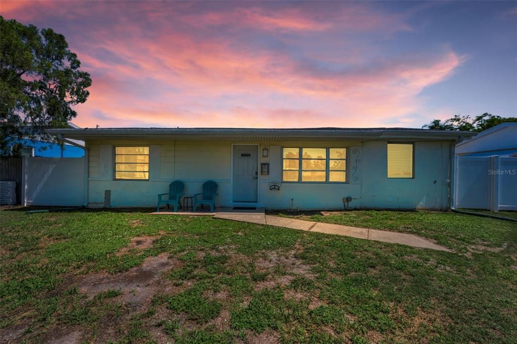 En Venta: $265,000 (3 camas, 1 baños, 1128 Pies cuadrados)